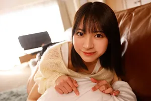 Chị gái lần đầu có người yêu còn nhiều ngỡ ngàng nên mượn chim thằng em tập trước